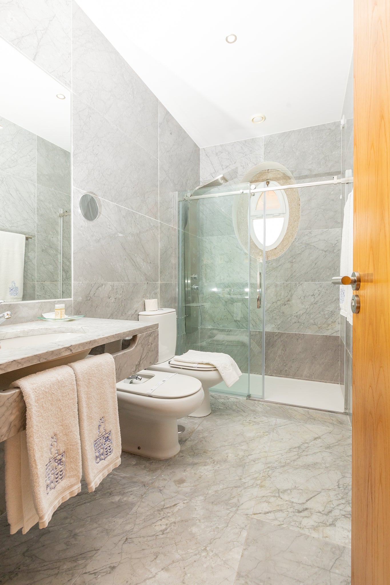 Quarto Twin